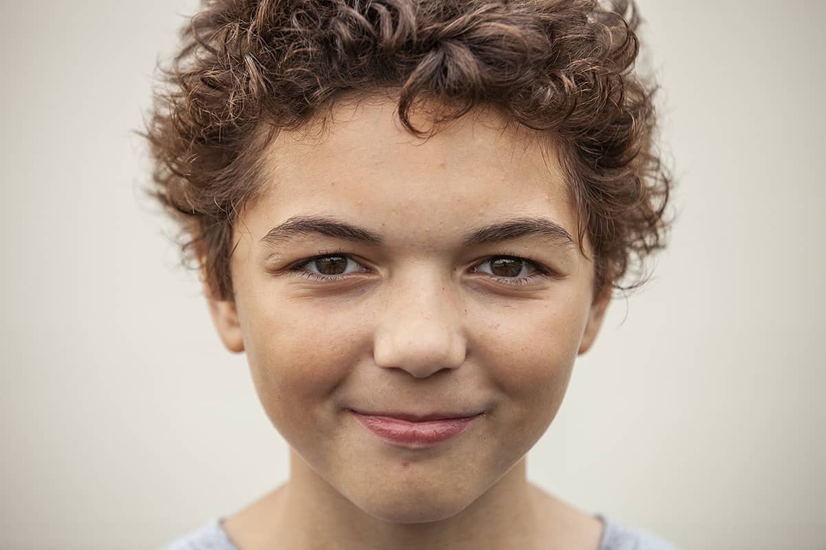 boy eyes 1200x800